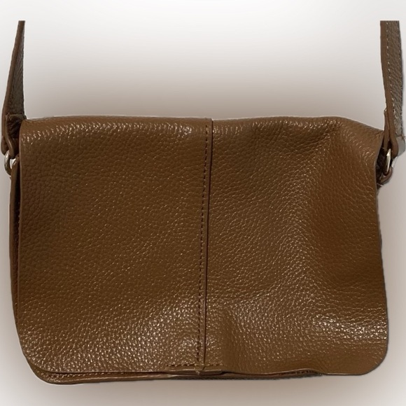BTB Los Angeles Handbags - BTB Los Angeles brown leather crossbody